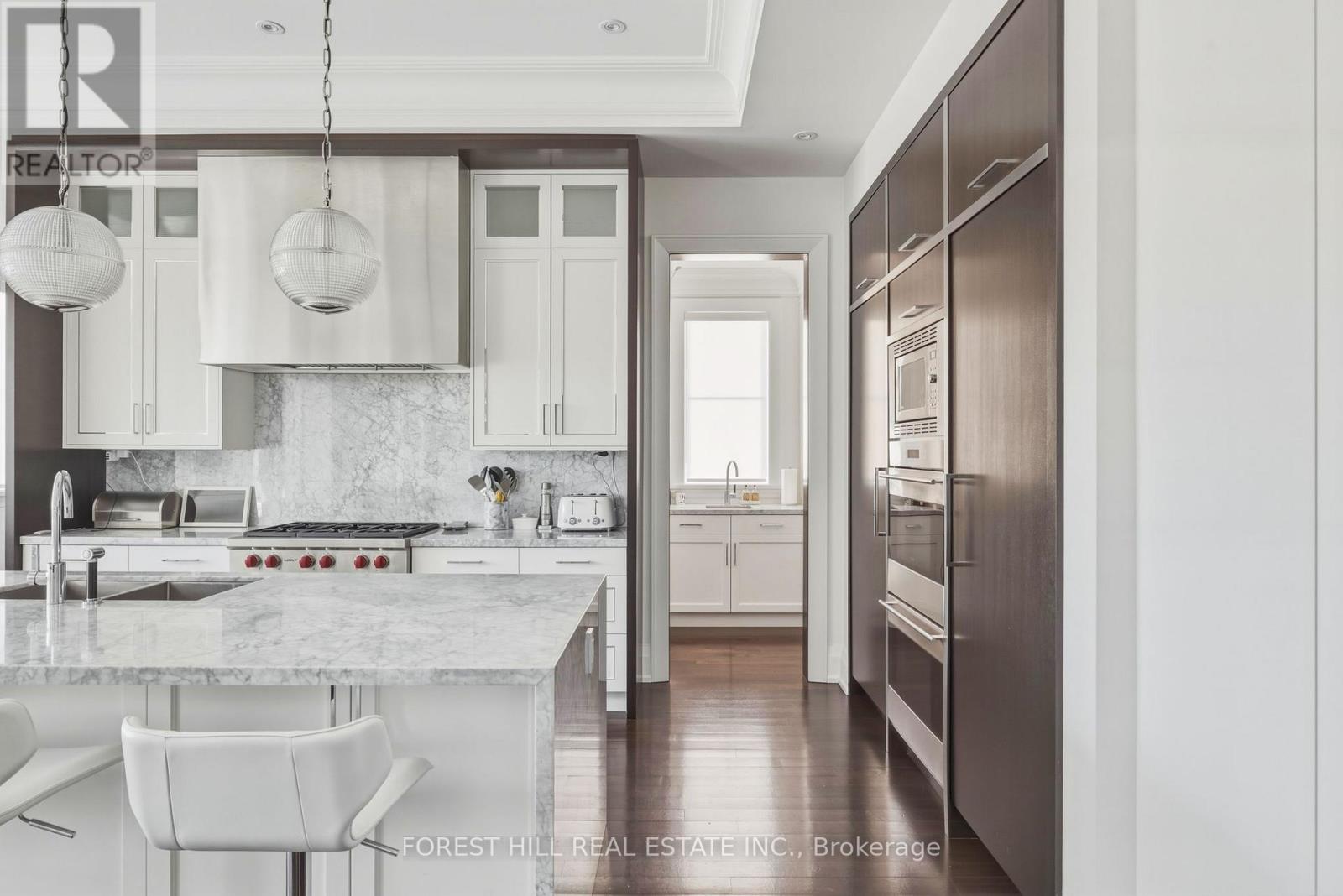 48 OLD FOREST HILL ROAD Toronto (Forest Hill South), ON M5P 2P9