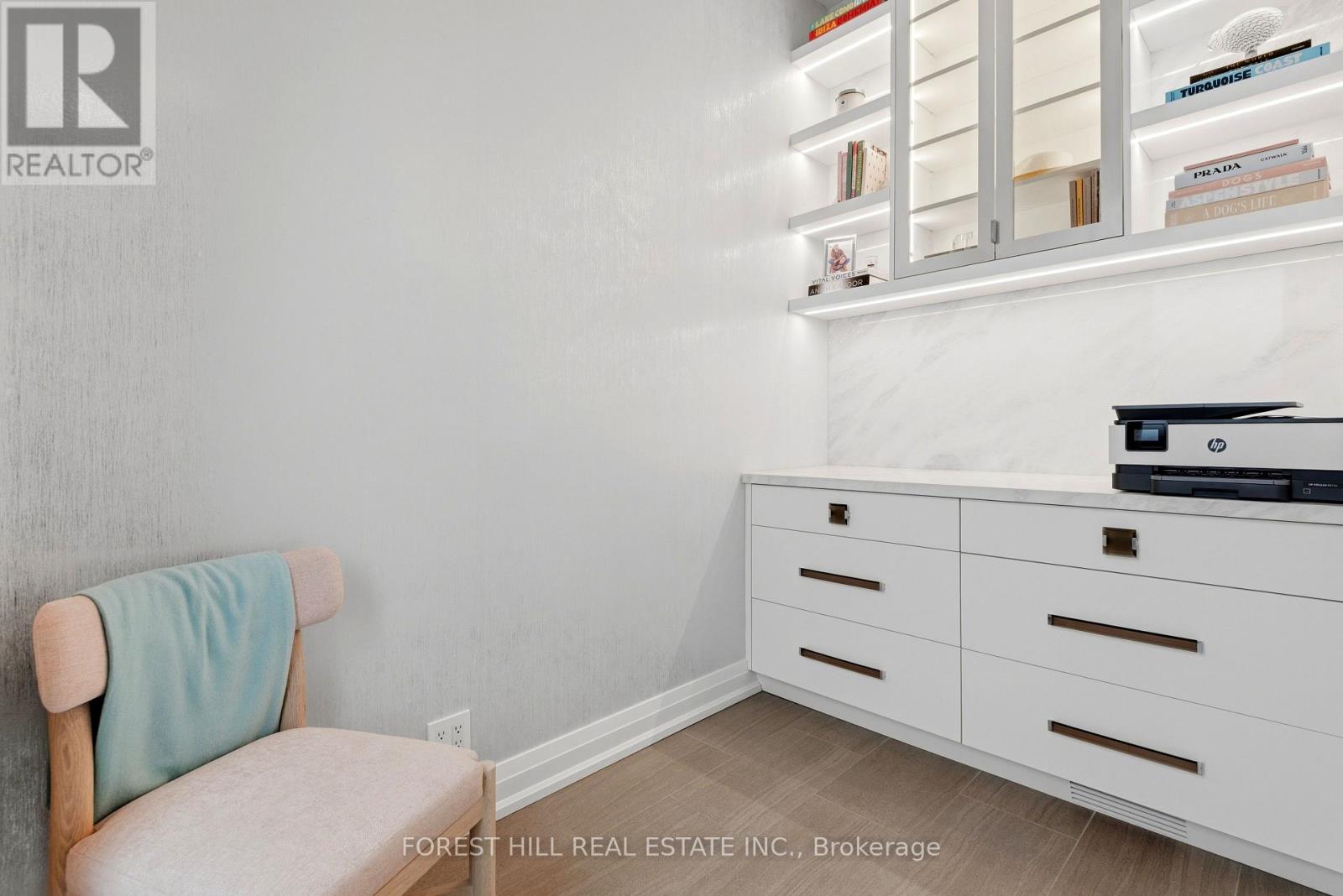 48 OLD FOREST HILL ROAD Toronto (Forest Hill South), ON M5P 2P9