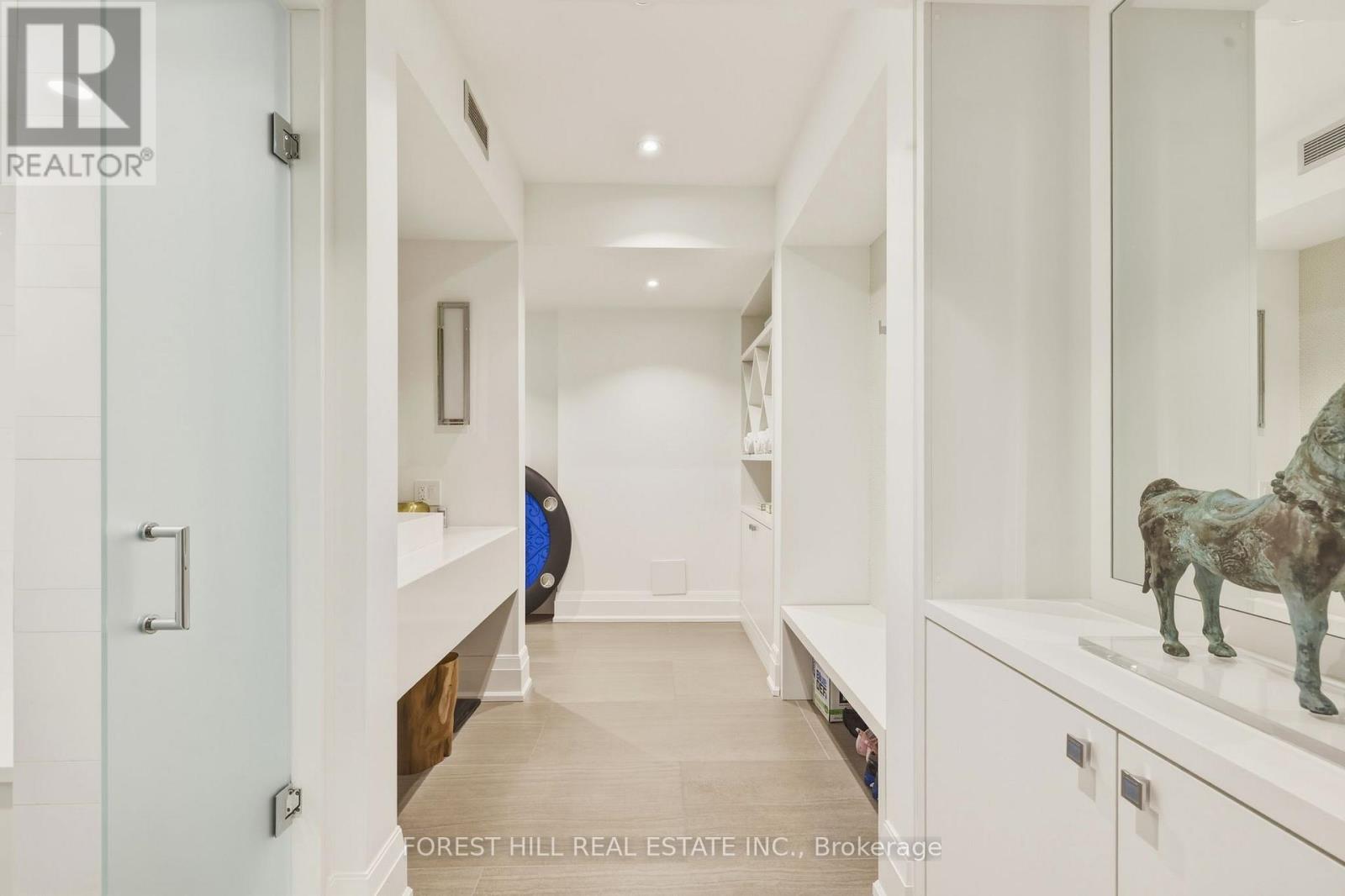 48 OLD FOREST HILL ROAD Toronto (Forest Hill South), ON M5P 2P9