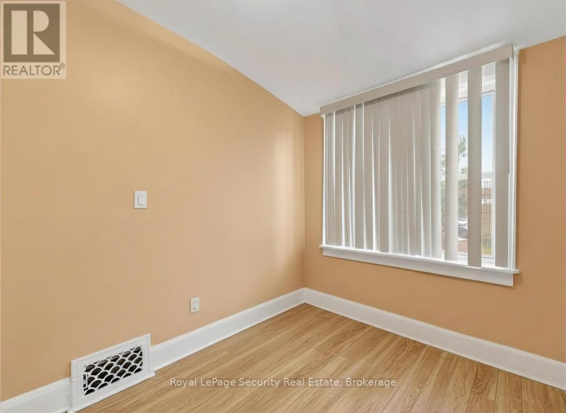 31 Blandford Street, Toronto, Ontario  M6E 3A6 - Photo 22 - C13047612