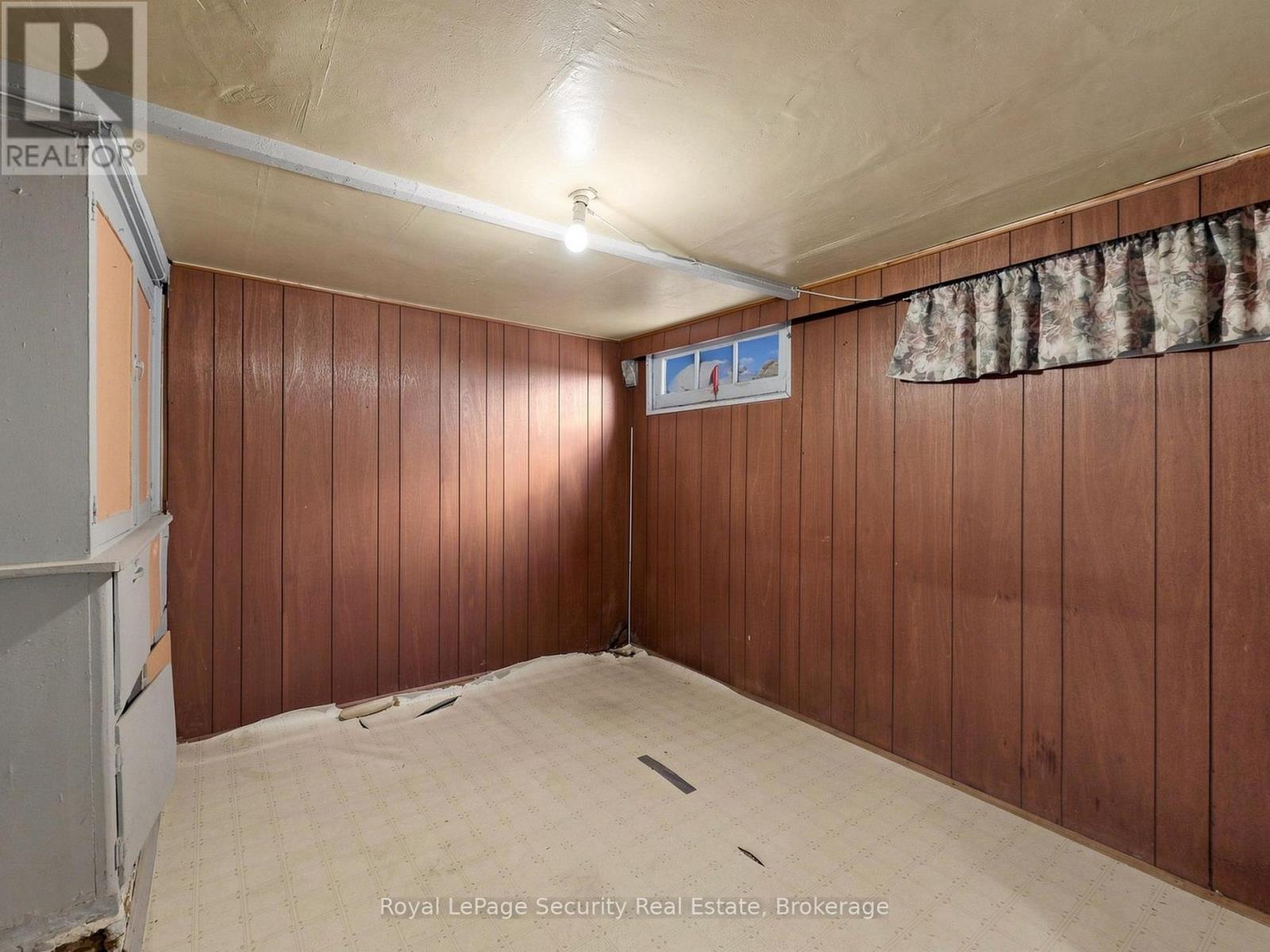 31 Blandford Street, Toronto, Ontario  M6E 3A6 - Photo 25 - C13047612