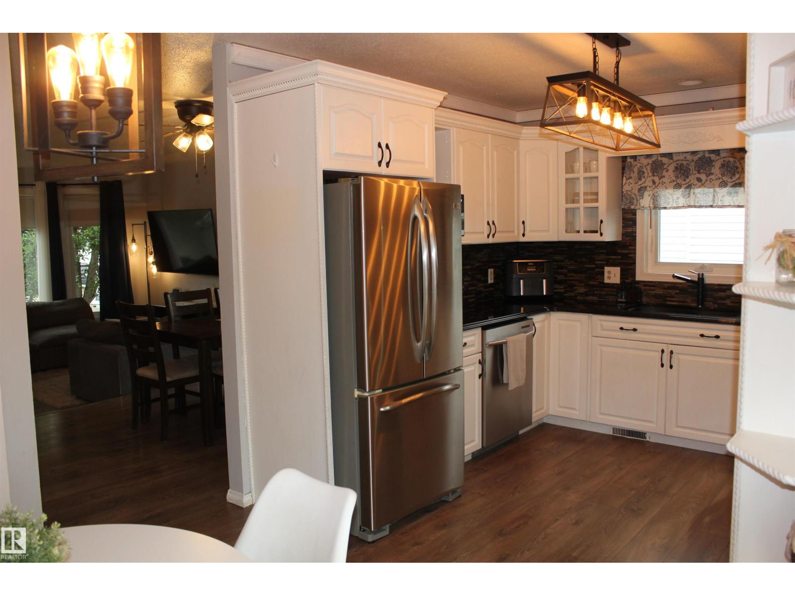 5110 54a Street, Elk Point, Alberta  T0A 1A0 - Photo 13 - E4484280