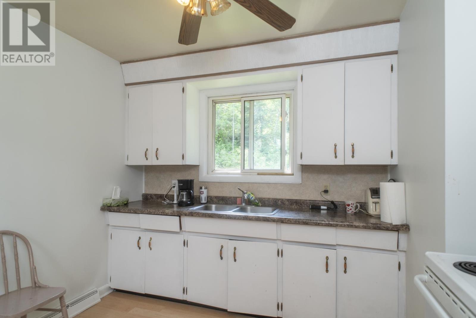 130 Hull Ave, Thunder Bay, Ontario  P7A 6P1 - Photo 11 - TB2600806