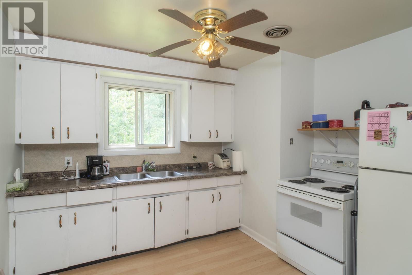 130 Hull Ave, Thunder Bay, Ontario  P7A 6P1 - Photo 12 - TB2600806