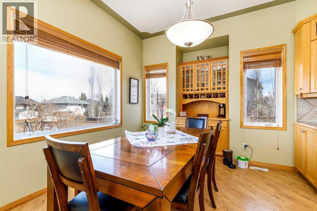 64 Lacey Close, Red Deer, Alberta  T4R 3R7 - Photo 9 - A2302916