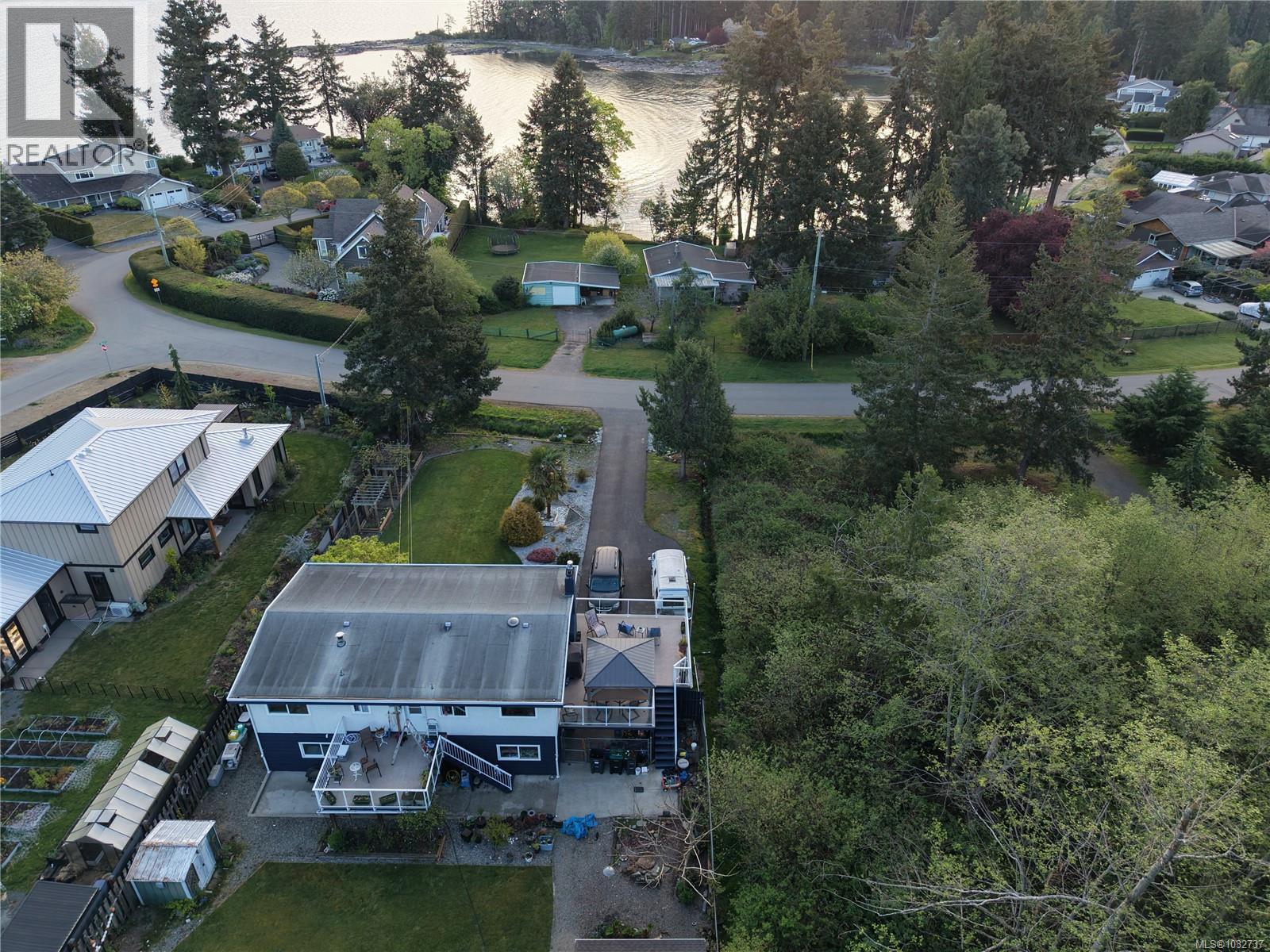 1677 Acacia Rd, Nanoose Bay, British Columbia  V9P 9C6 - Photo 32 - 1032737