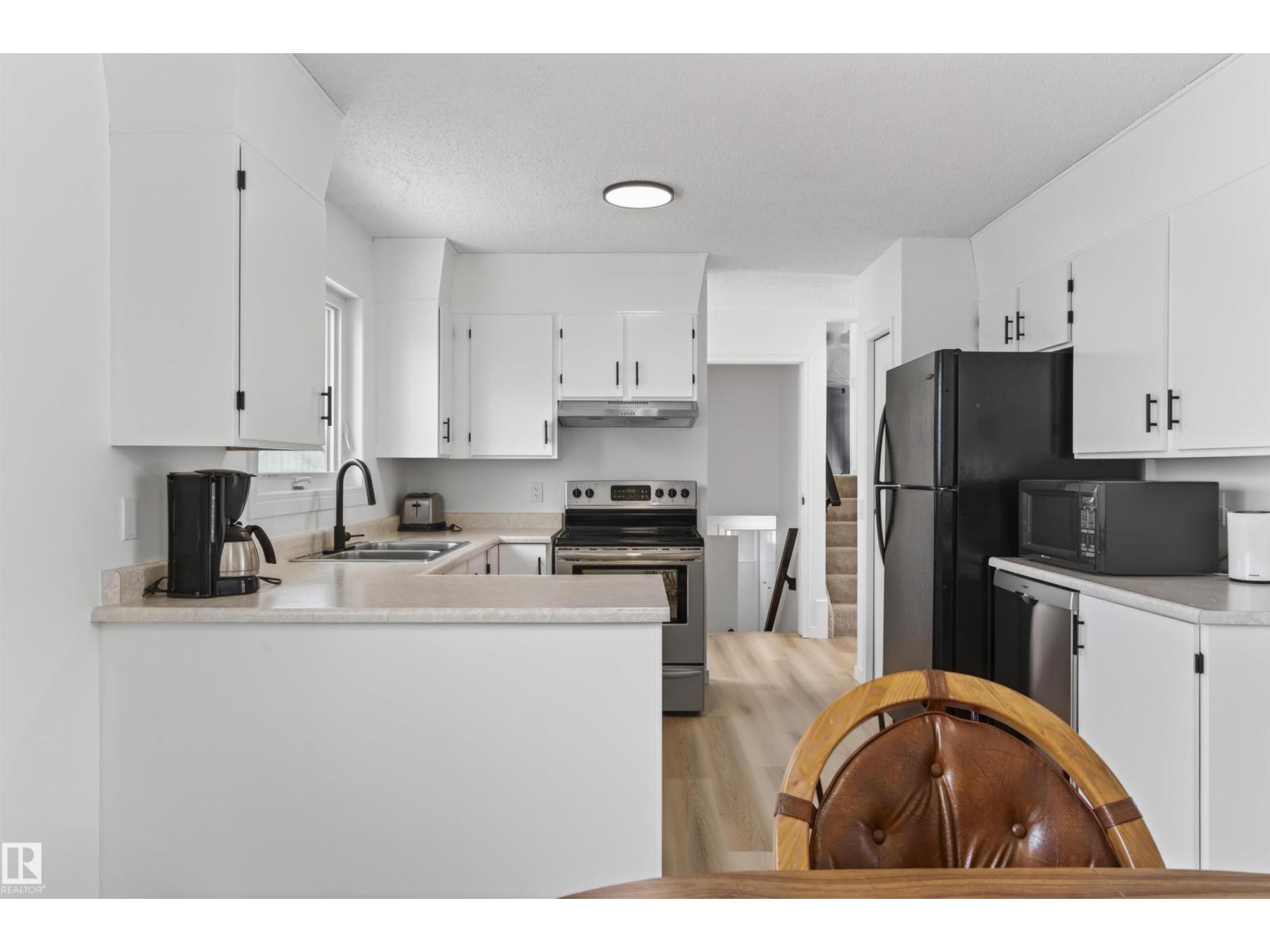 6002 52 Av, Cold Lake, Alberta  T9M 1T4 - Photo 7 - E4484339