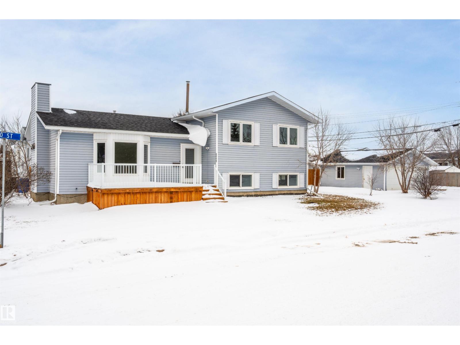 6002 52 Av, Cold Lake, Alberta  T9M 1T4 - Photo 1 - E4484339