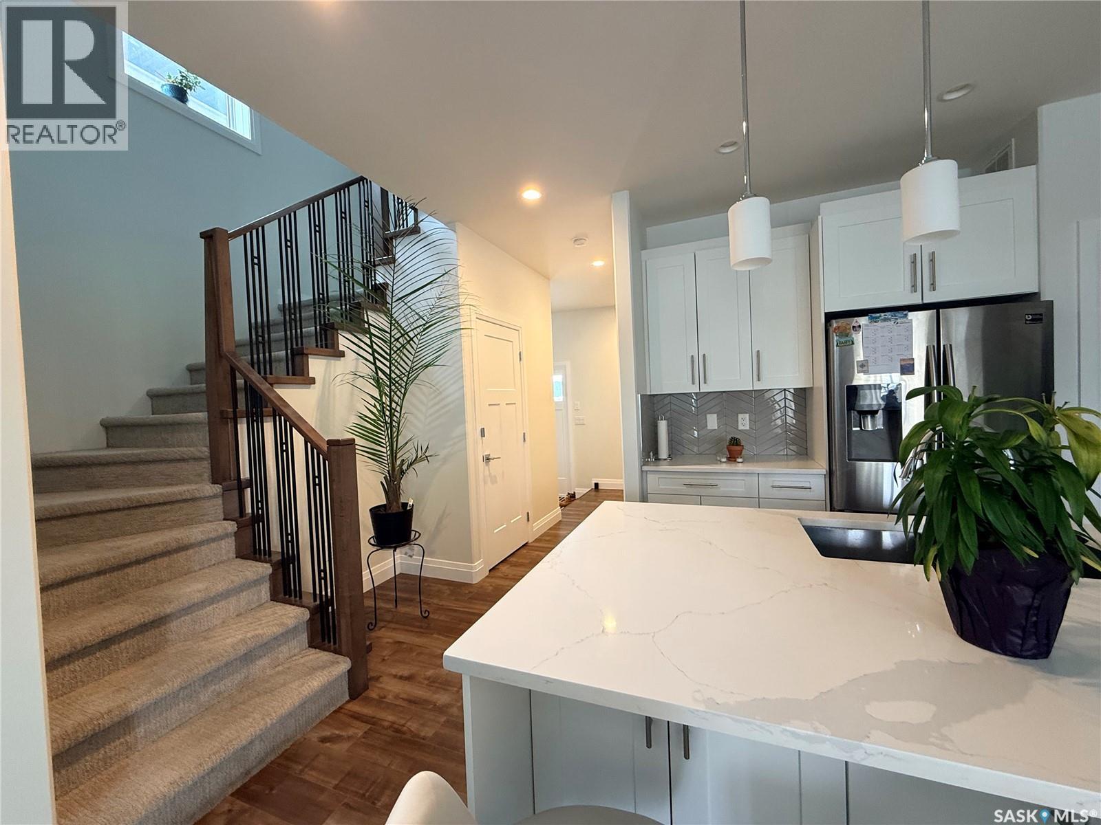 4118 Diefenbaker Drive, Saskatoon, Saskatchewan  S7L 6W8 - Photo 5 - SK032141