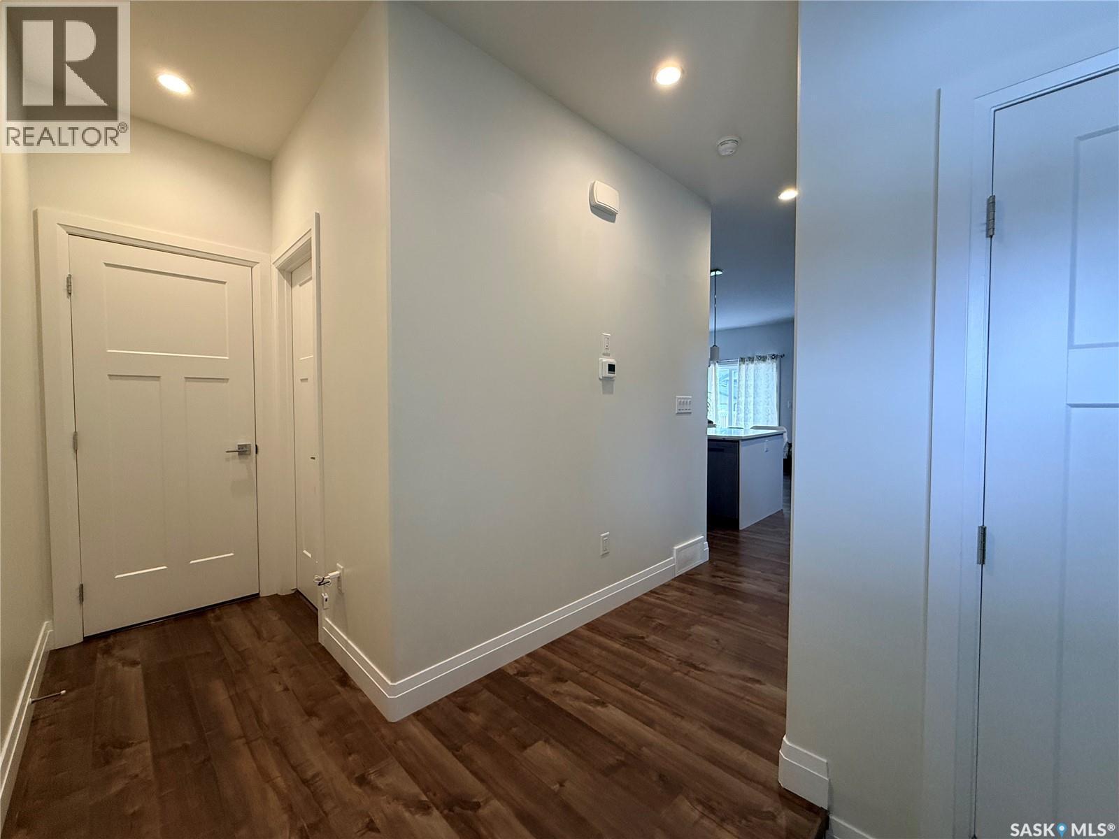 4118 Diefenbaker Drive, Saskatoon, Saskatchewan  S7L 6W8 - Photo 23 - SK032141