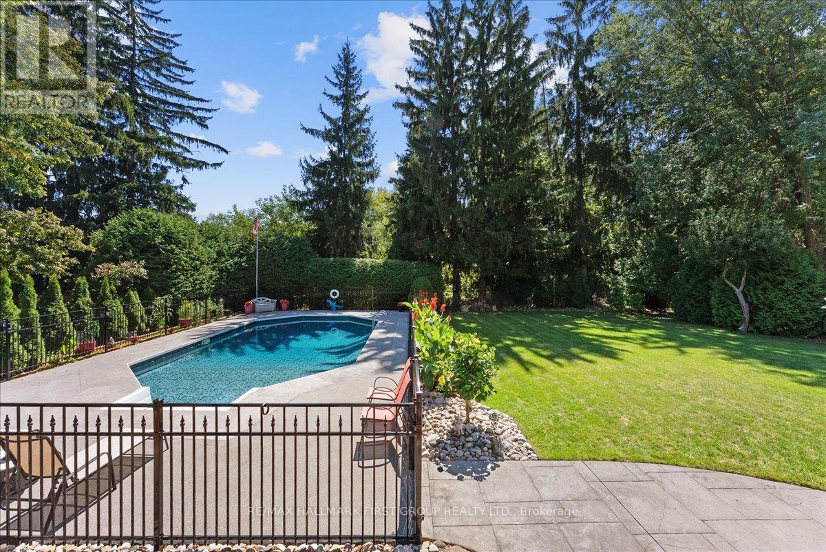 1484 Rougemount Drive, Pickering, Ontario  L1V 1N1 - Photo 11 - E13047426