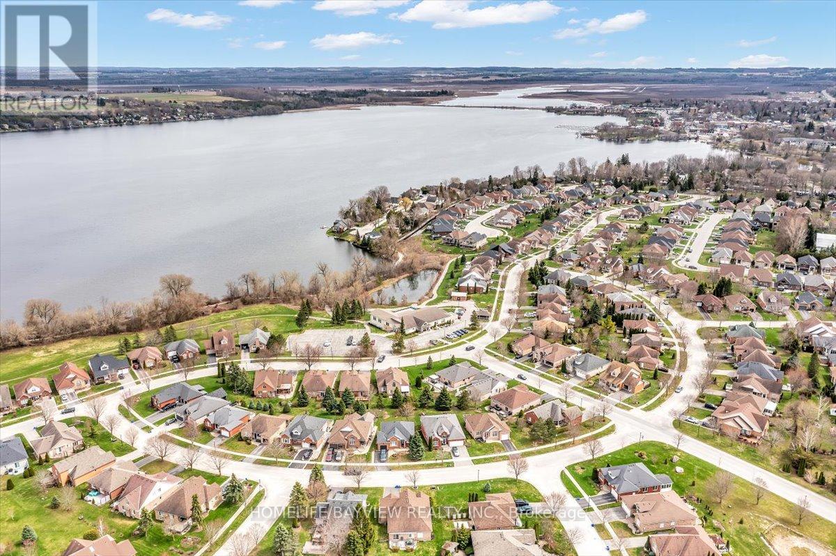 92 South Garden Court, Scugog, Ontario  L9L 1S3 - Photo 8 - E13047474