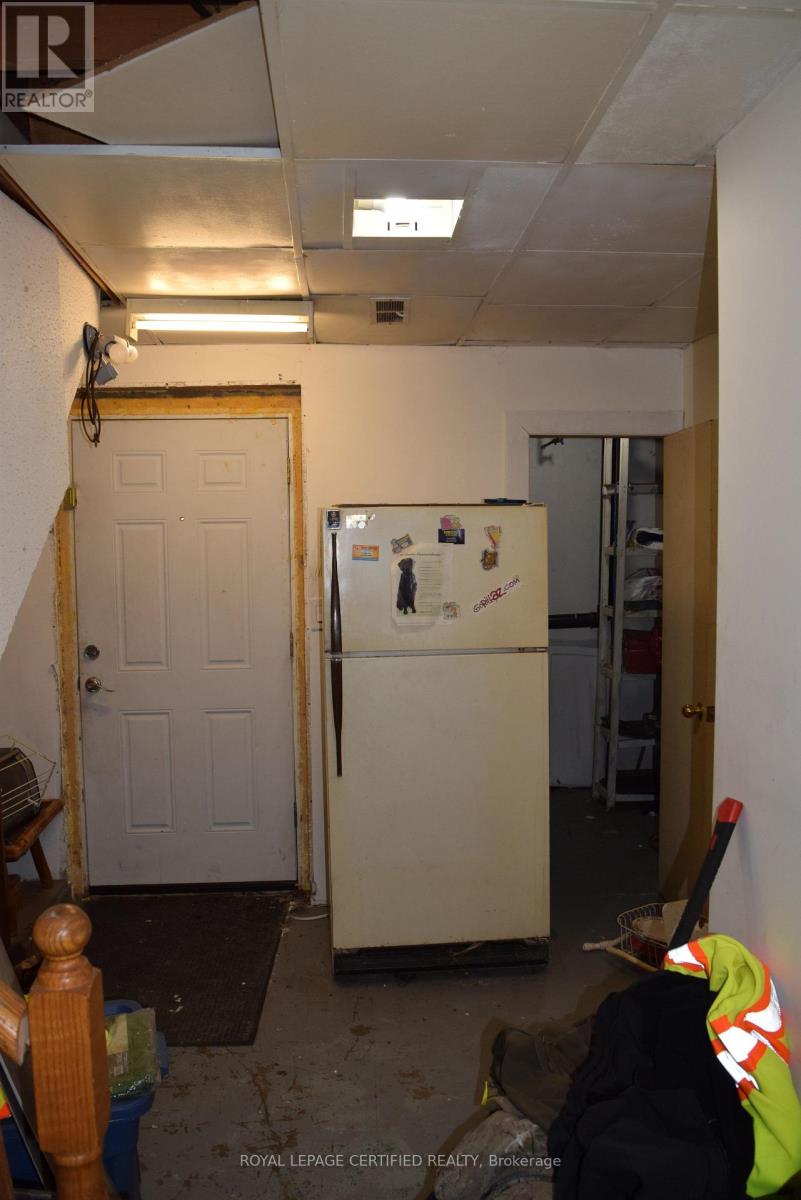 1452 Rosebank Road, Pickering, Ontario  L1V 1P4 - Photo 8 - E13047506