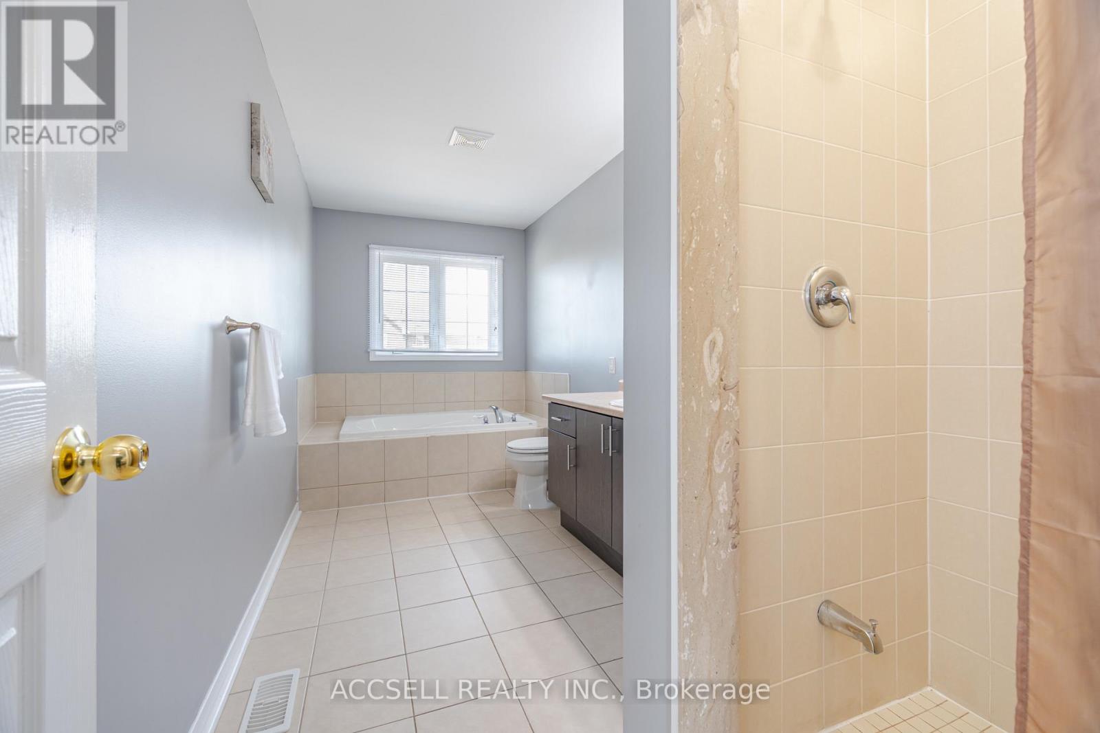 79 Lobb Court, Clarington, Ontario  L1C 0K4 - Photo 24 - E13047554