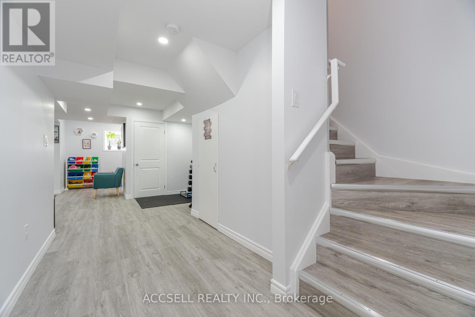 79 Lobb Court, Clarington, Ontario  L1C 0K4 - Photo 30 - E13047554