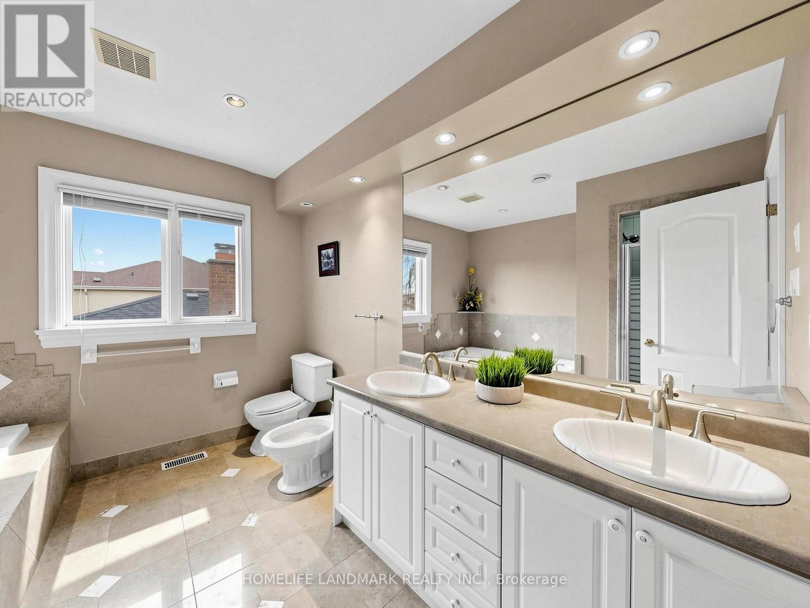 52 Cedar Brae Boulevard, Toronto, Ontario  M1J 2K5 - Photo 29 - E13047582