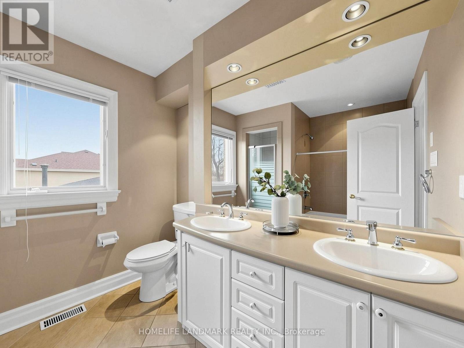 52 Cedar Brae Boulevard, Toronto, Ontario  M1J 2K5 - Photo 37 - E13047582