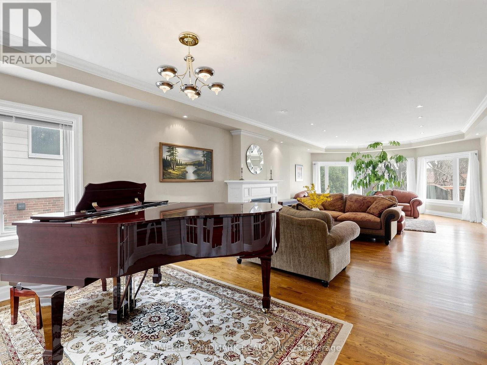 52 Cedar Brae Boulevard, Toronto, Ontario  M1J 2K5 - Photo 6 - E13047582