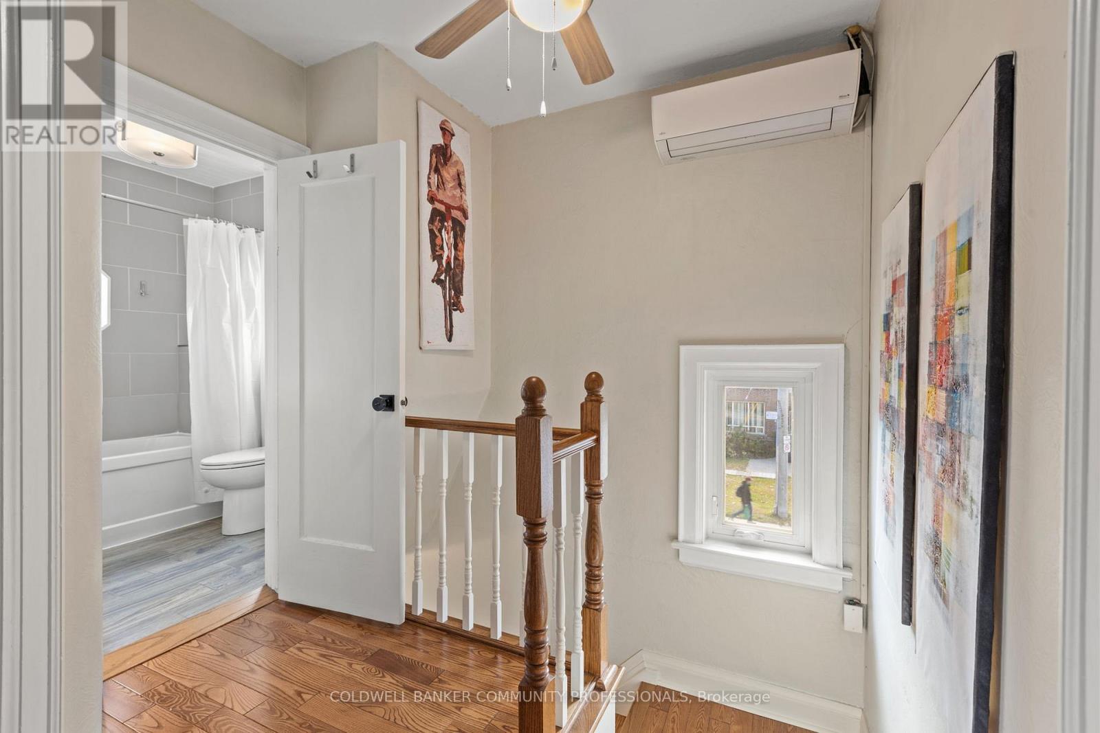 2 Lankin Boulevard, Toronto, Ontario  M4J 4W8 - Photo 23 - E13047640