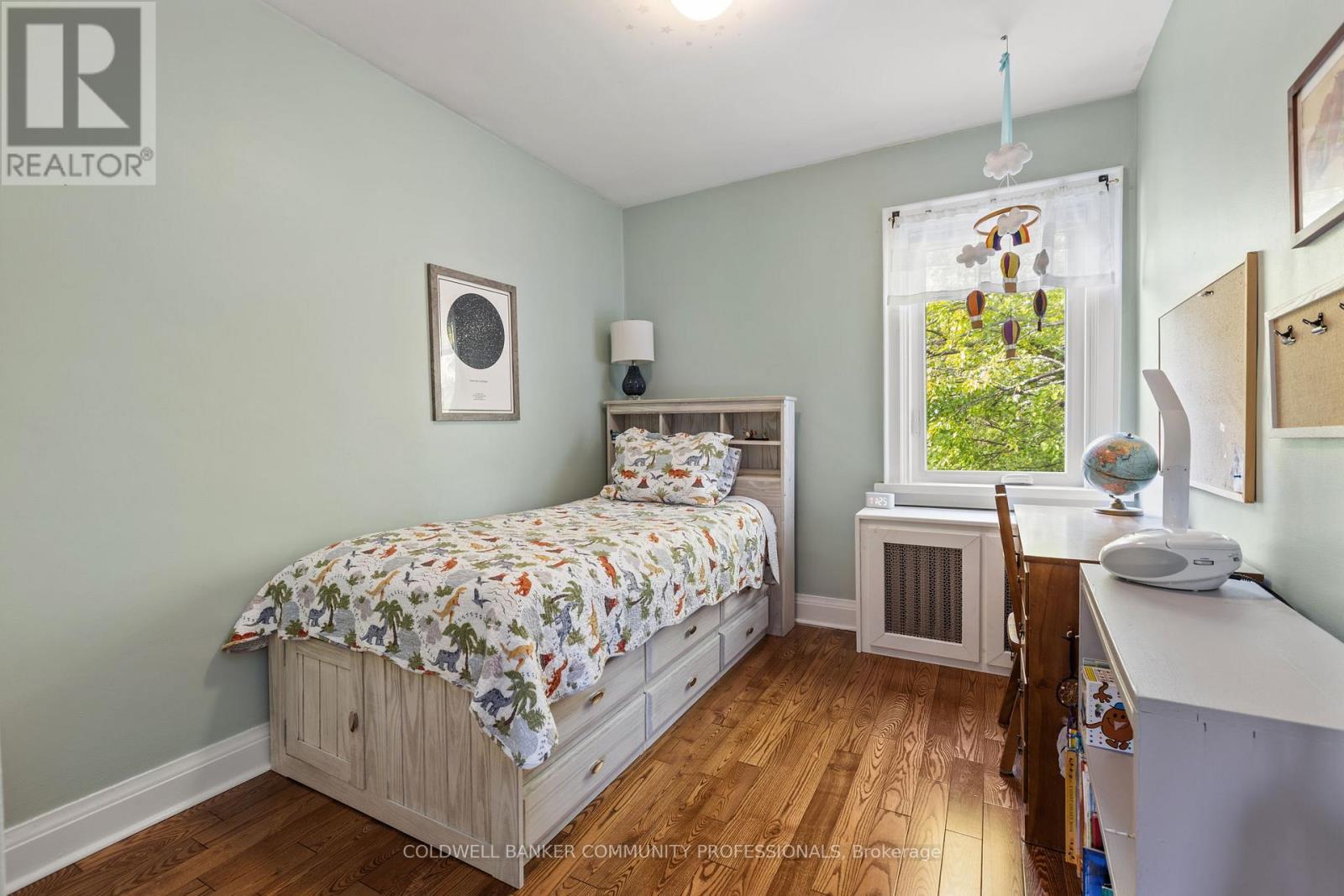 2 Lankin Boulevard, Toronto, Ontario  M4J 4W8 - Photo 24 - E13047640