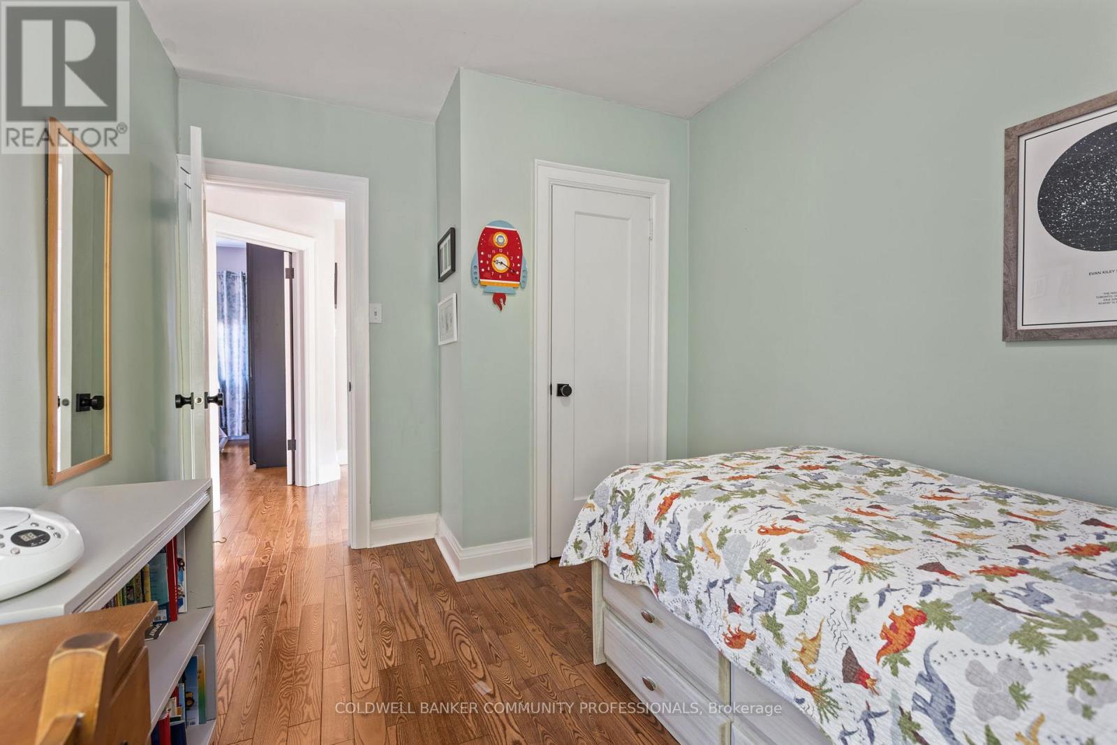 2 Lankin Boulevard, Toronto, Ontario  M4J 4W8 - Photo 25 - E13047640