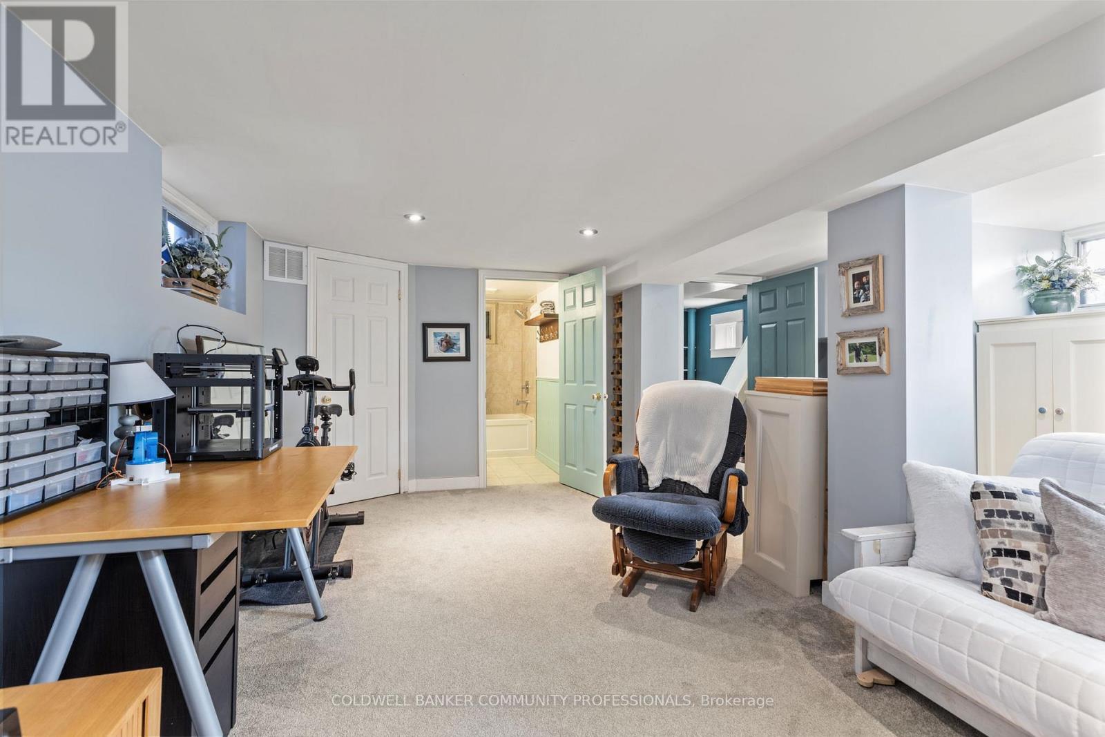 2 Lankin Boulevard, Toronto, Ontario  M4J 4W8 - Photo 36 - E13047640