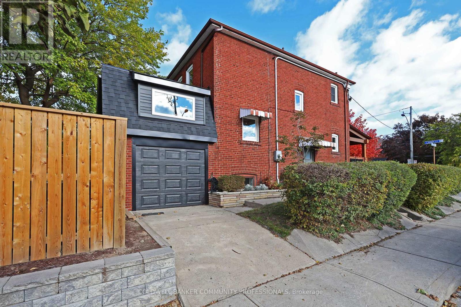 2 Lankin Boulevard, Toronto, Ontario  M4J 4W8 - Photo 41 - E13047640