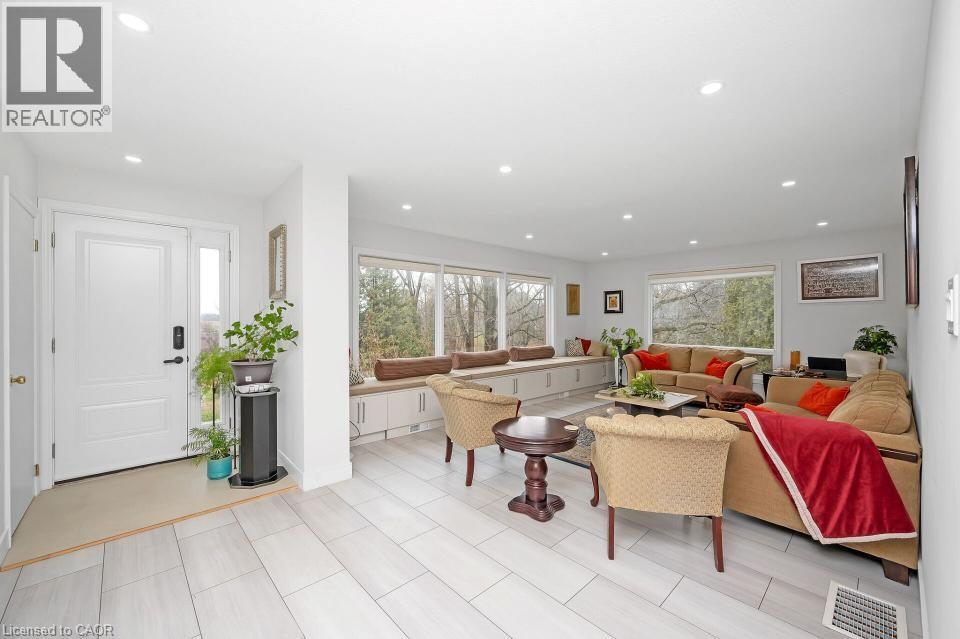 491 Highway 5 W, Dundas, Ontario  L9H 5E2 - Photo 7 - 40818171