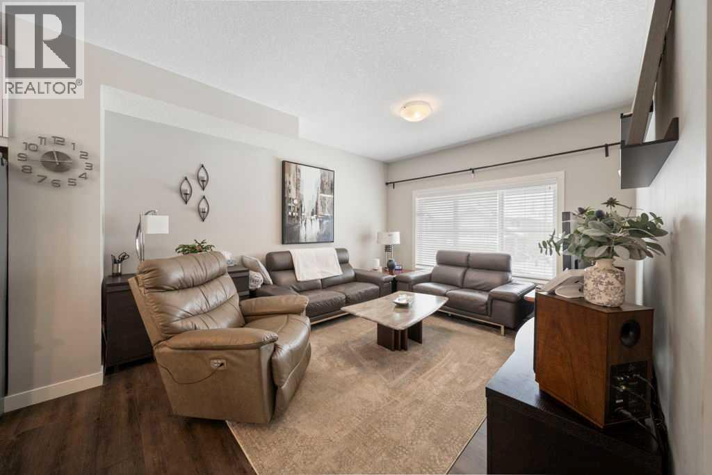 512 Cranford Drive Se, Calgary, Alberta  T3M 2P7 - Photo 4 - A2295626