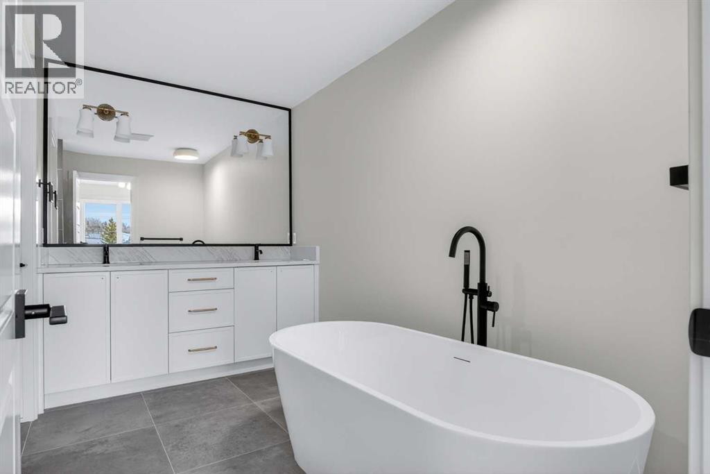 2533 2 Avenue NW, Calgary, Alberta  T2N 0H7 - Photo 36 - A2301494