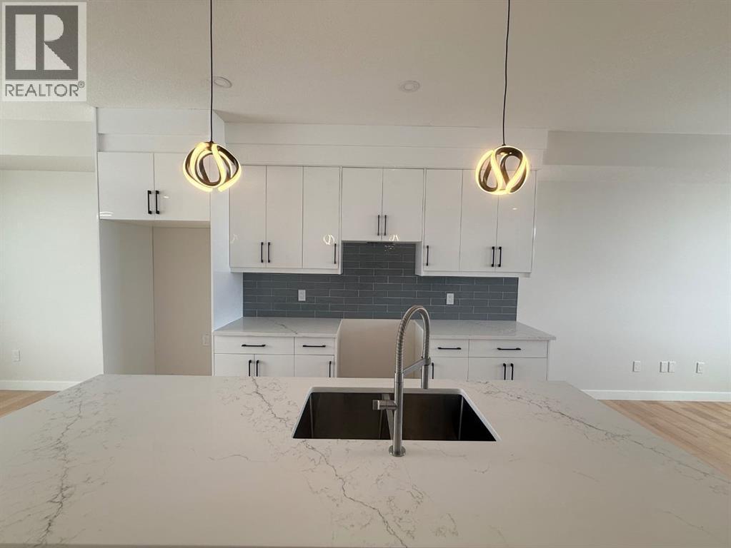 1931 Mccaskill Drive, Crossfield, Alberta  T0M 0C1 - Photo 3 - A2305392