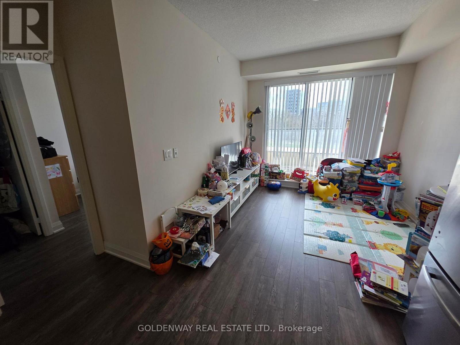 325 - 18 Uptown Drive, Markham (Unionville), Ontario  L3R 5M5 - Photo 3 - N13047432