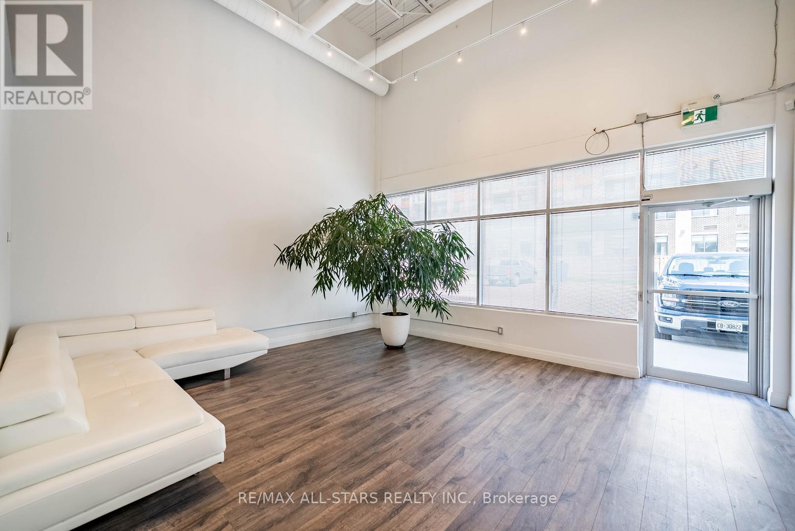 12 - 155 Mostar Street, Whitchurch-Stouffville, Ontario  L4A 0Y2 - Photo 3 - N13047478