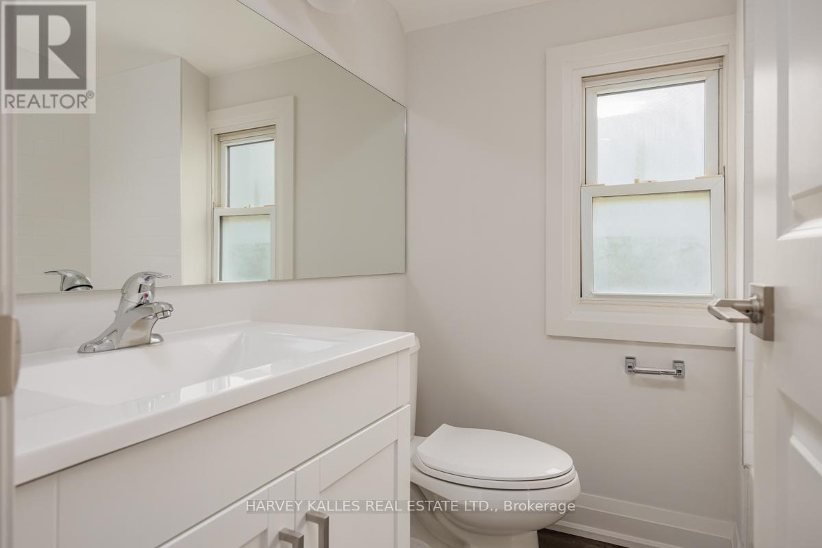 129 Major Mackenzie Drive E, Richmond Hill (Crosby), Ontario  L4C 1H2 - Photo 19 - N13047494