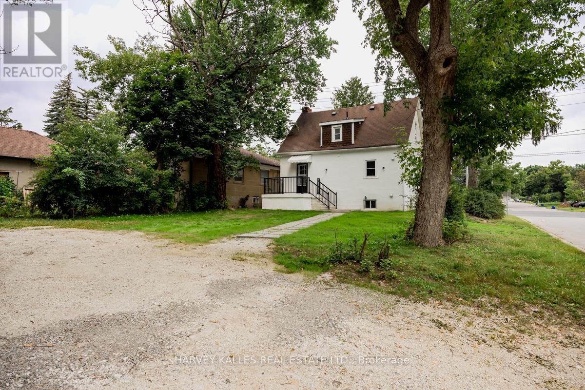 129 Major Mackenzie Drive E, Richmond Hill (Crosby), Ontario  L4C 1H2 - Photo 27 - N13047494