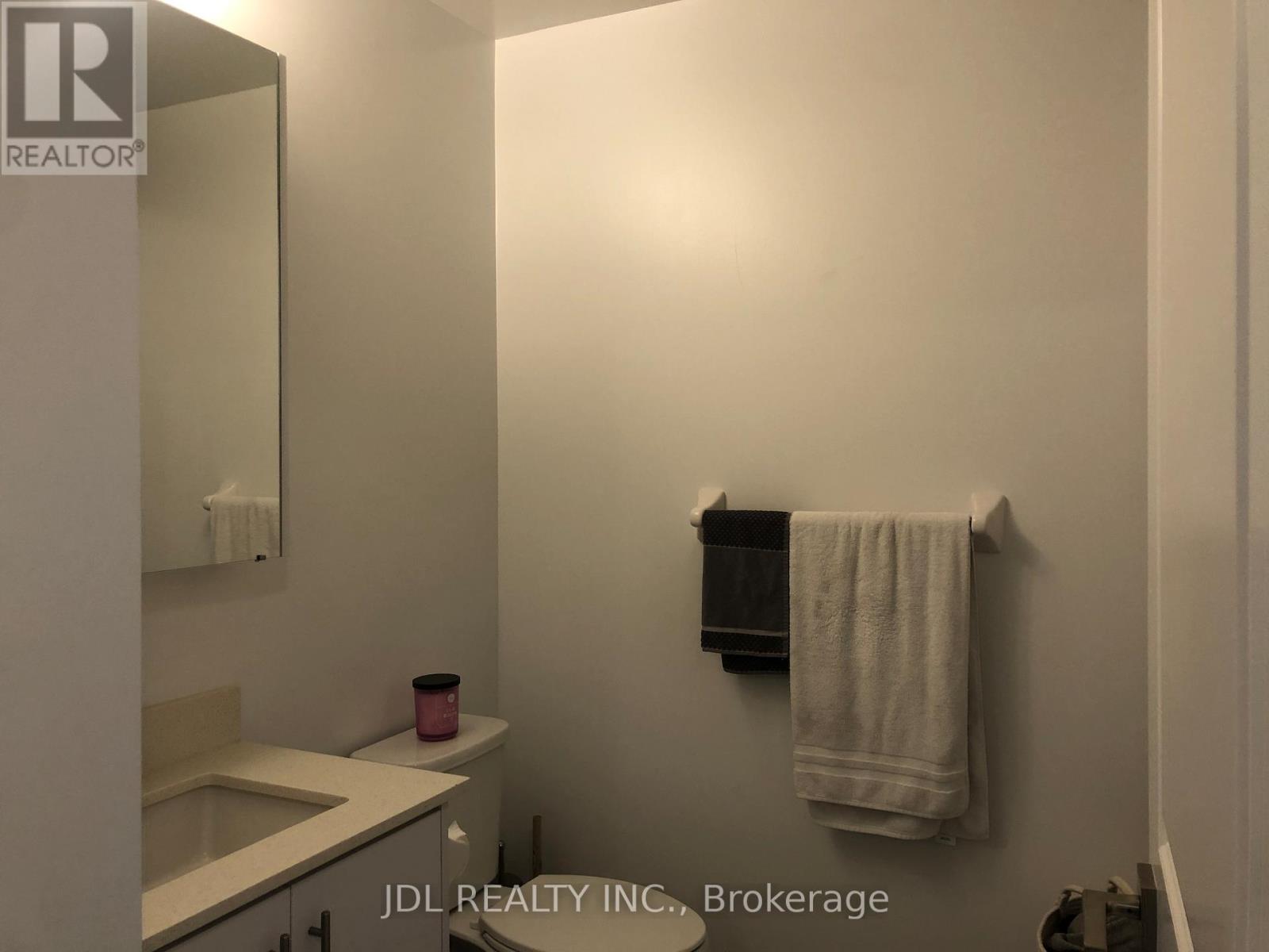 1606 - 75 Oneida Crescent, Richmond Hill (Langstaff), Ontario  L4B 0A6 - Photo 3 - N13047648