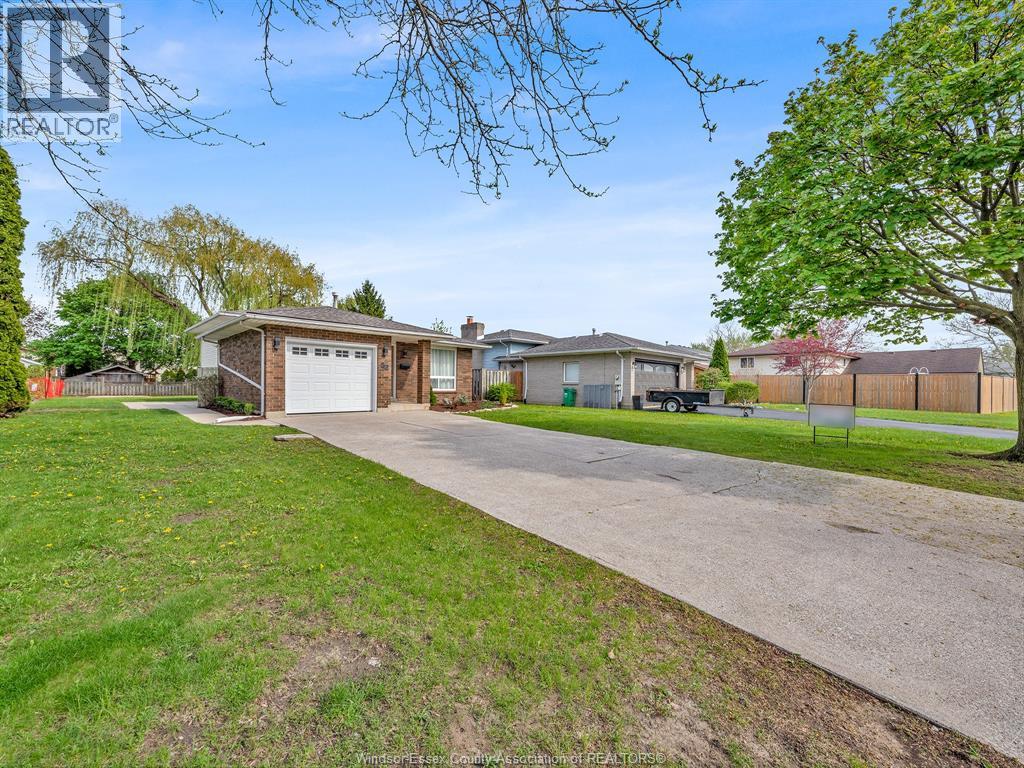 52 Kentucky, Amherstburg, Ontario  N9V 3S5 - Photo 4 - 26009257