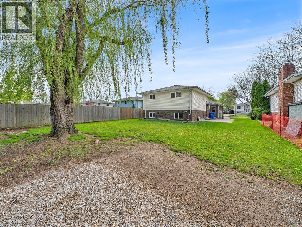52 Kentucky, Amherstburg, Ontario  N9V 3S5 - Photo 46 - 26009257