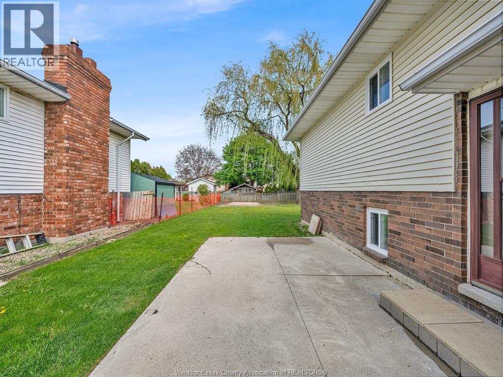52 Kentucky, Amherstburg, Ontario  N9V 3S5 - Photo 49 - 26009257
