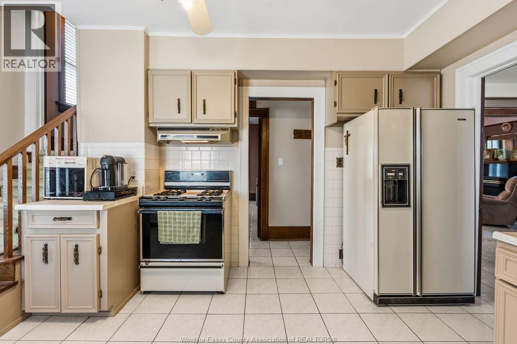 28 Albert Street, Leamington, Ontario  N8H 3J8 - Photo 7 - 26009227