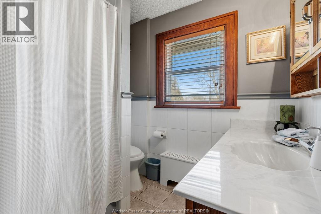 28 Albert Street, Leamington, Ontario  N8H 3J8 - Photo 9 - 26009227