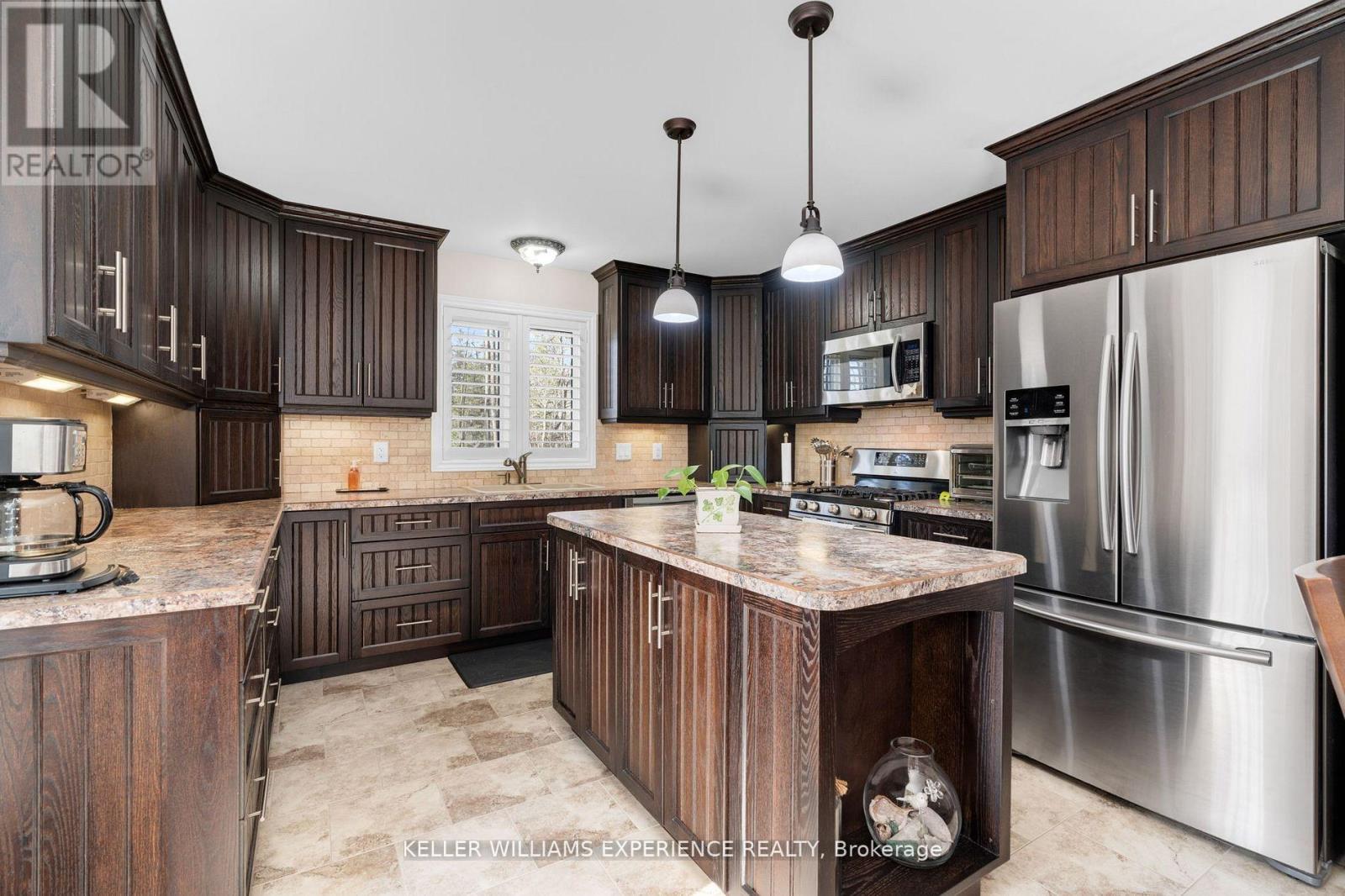 5305 Line 7 N, Oro-Medonte (Moonstone), Ontario  L0K 1N0 - Photo 3 - S13047500