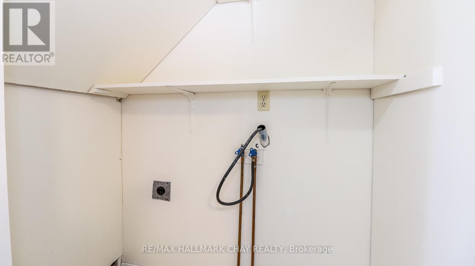 82 Melinda Crescent, Barrie, Ontario  L4N 5G6 - Photo 10 - S13047510