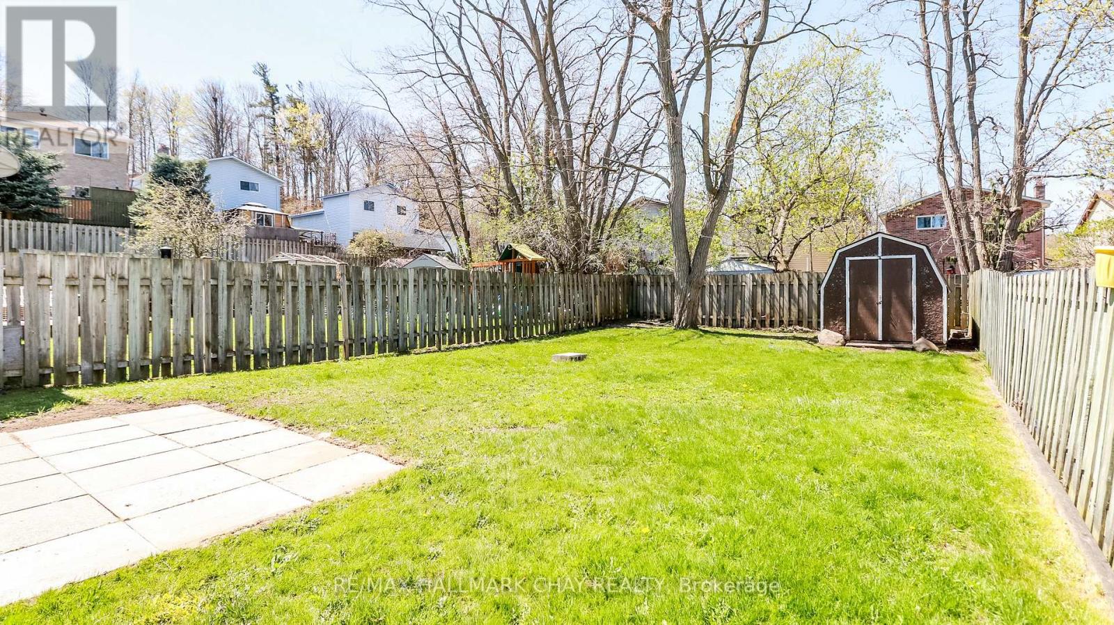 82 Melinda Crescent, Barrie, Ontario  L4N 5G6 - Photo 4 - S13047510