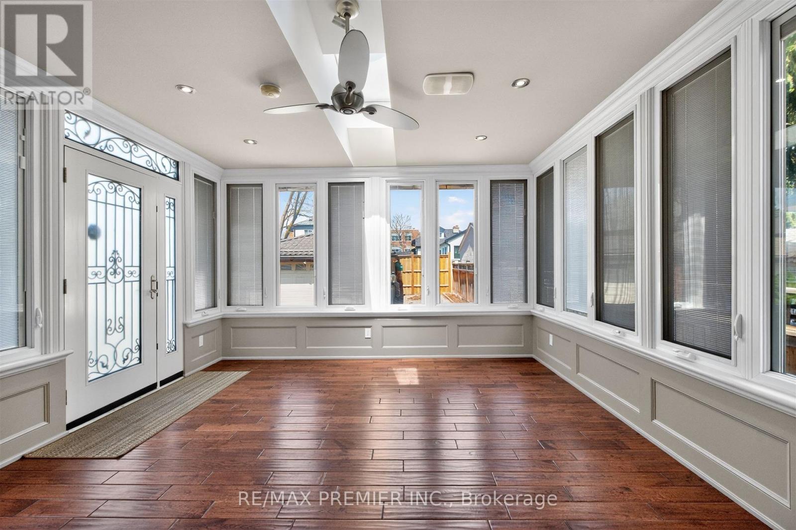 154a William Street, Toronto, Ontario  M9N 2H1 - Photo 18 - W12799494