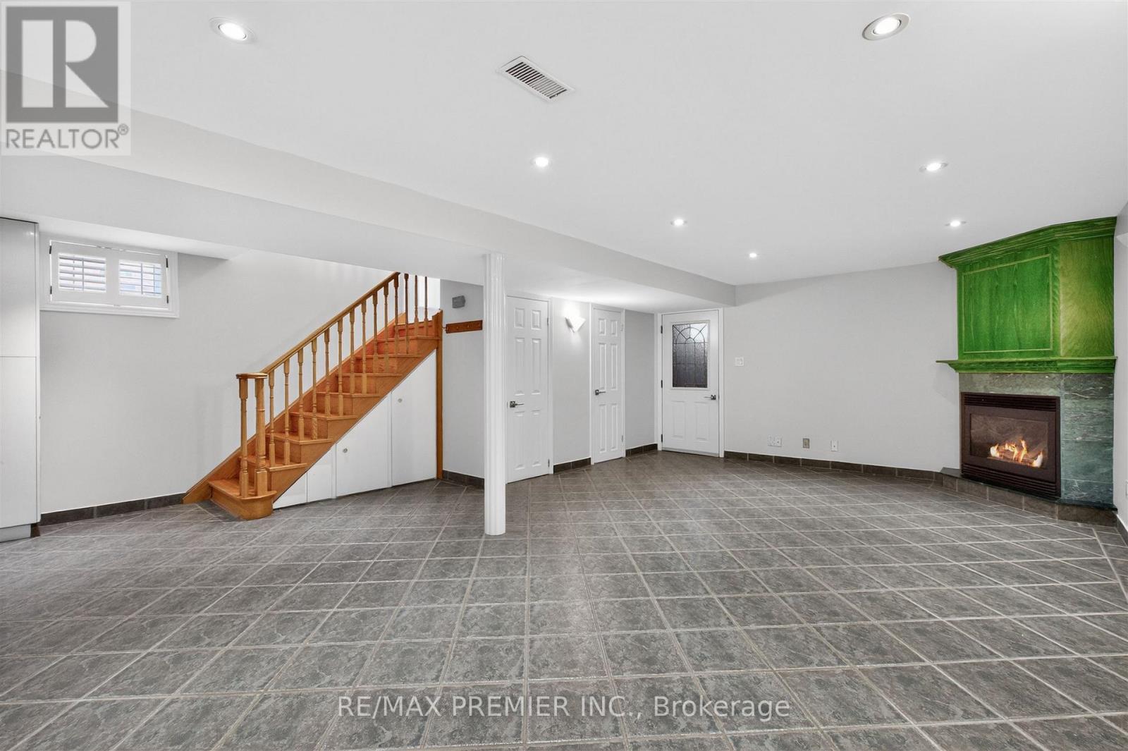 154a William Street, Toronto, Ontario  M9N 2H1 - Photo 41 - W12799494