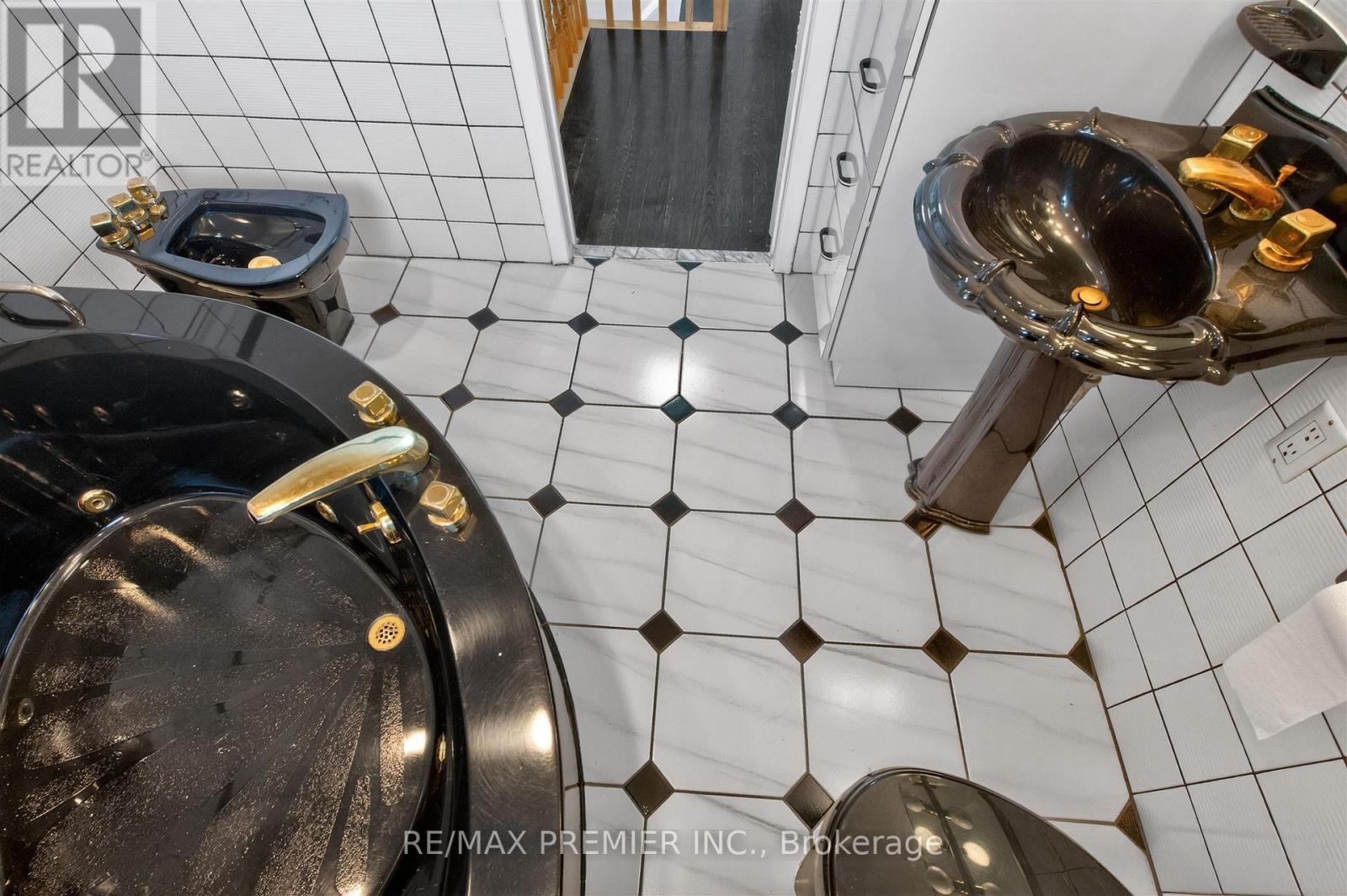 154a William Street, Toronto, Ontario  M9N 2H1 - Photo 40 - W12799494