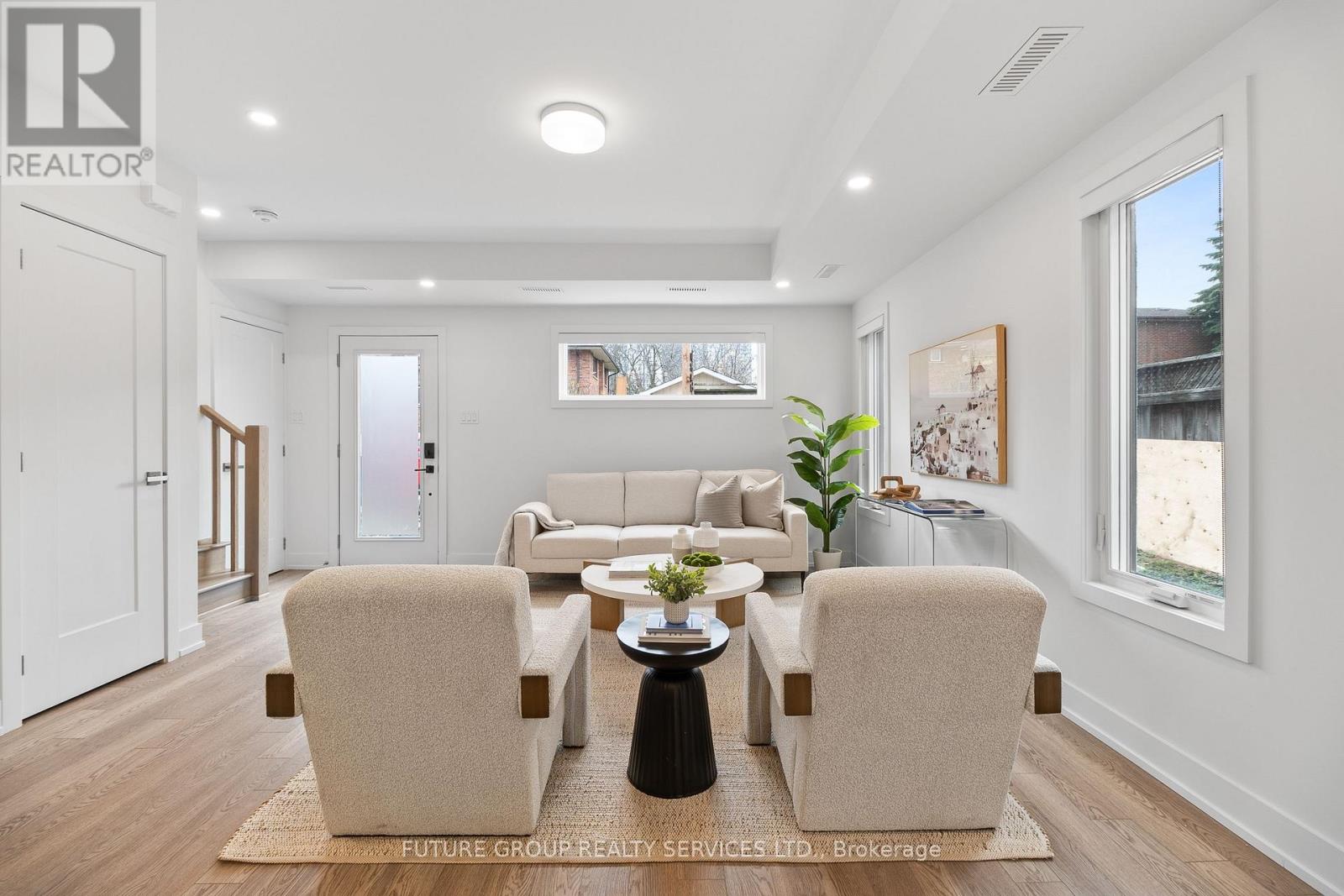 Unit 5 - 34 Poplar Avenue, Toronto, Ontario  M9B 3R4 - Photo 5 - W13027388