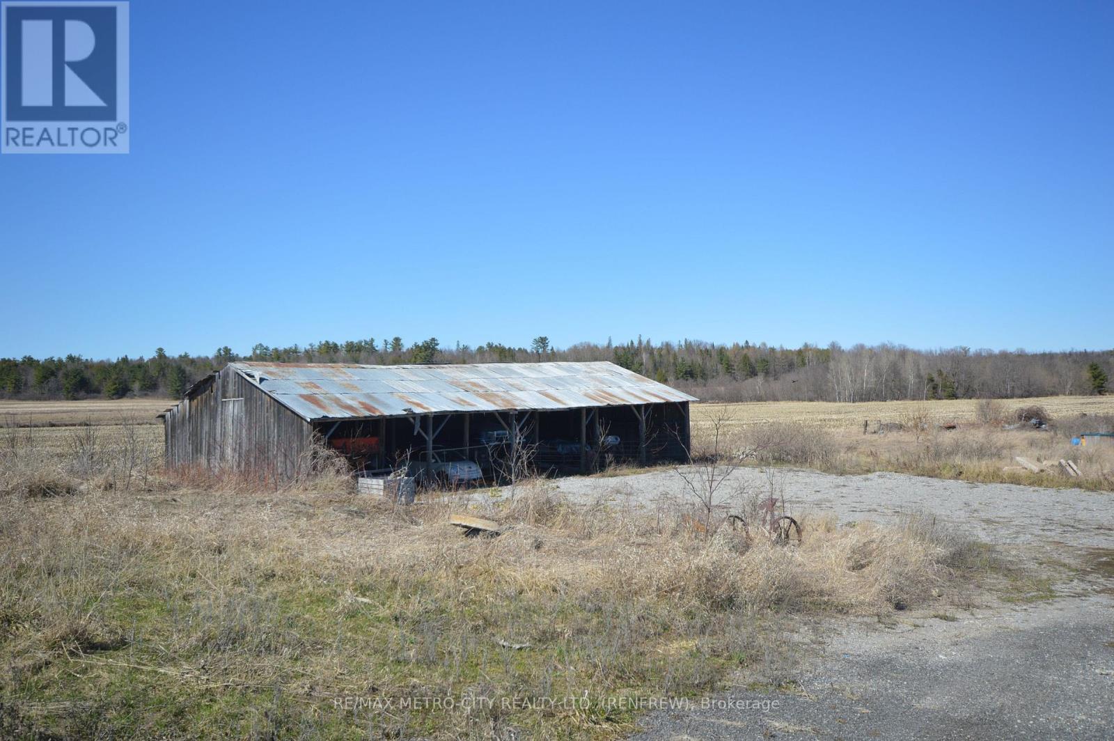 20250 Highway 17 Highway, Whitewater Region, Ontario  K0J 1K0 - Photo 28 - X12572326