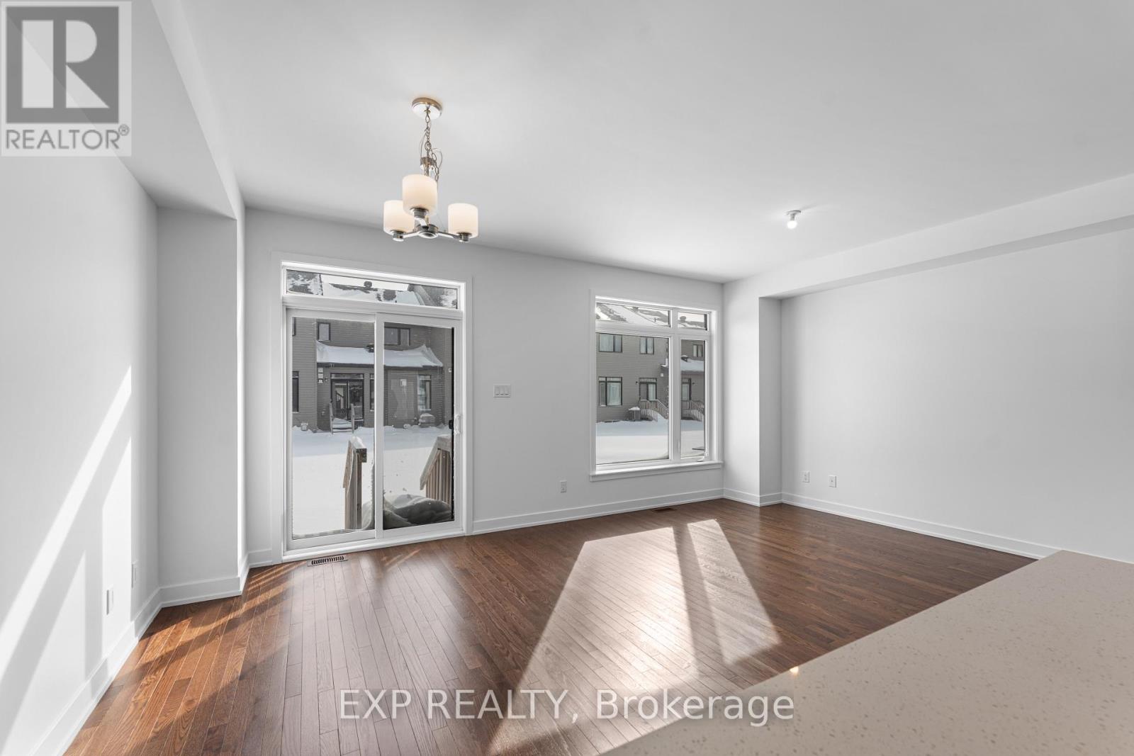 27 Moosonee Crescent, Ottawa, Ontario  K4M 0L9 - Photo 15 - X12769710